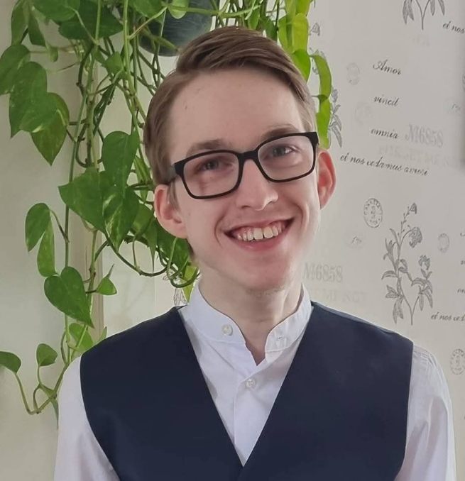 Sebastian H&auml;llman 